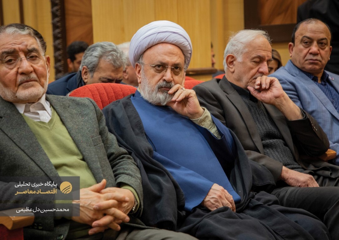 مراسم یادبود زنده‌یاد «سید علاءالدین میرمحمدصادقی» بازرگان و کارآفرین برجسته، ظهر امروز یکشنبه ۹ دی ماه ۱۴۰۳ با حضور مقامات سیاسی و اقتصادی در محل اتاق بازرگانی استان تهران برگزار شد.