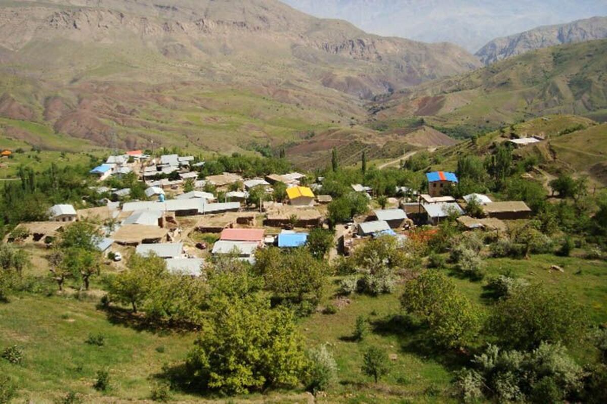 معاون وزیر جهاد کشاورزی: روستا محل تولید است نه اقامتگاه دوم