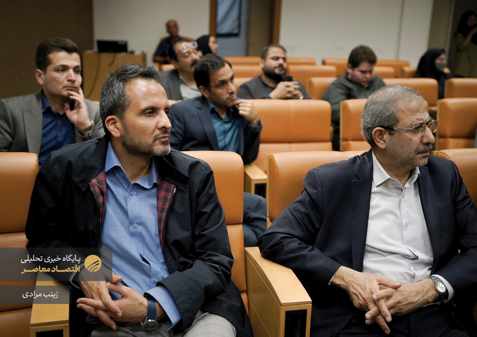 امروز پنج‌شنبه، ۲۳ فروردین‌ماه ۱۴۰۳، نشست تخصصی «ارزیابی آثار و نتایج سیاست‌های تثبیت اقتصادی طی سال‌های ۱۴۰۱ و ۱۴۰۲» با حضور جمعی از صاحب‌نظران اقتصادی در ساختمان پژوهشکده پولی و بانکی بانک مرکزی برگزار شد.