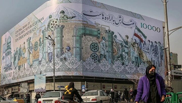 زخم اقتصاد از موانع داخلیِ بُرنده‌تر از تحریم‌؛ مذاکره به تنهایی مرهم نیست