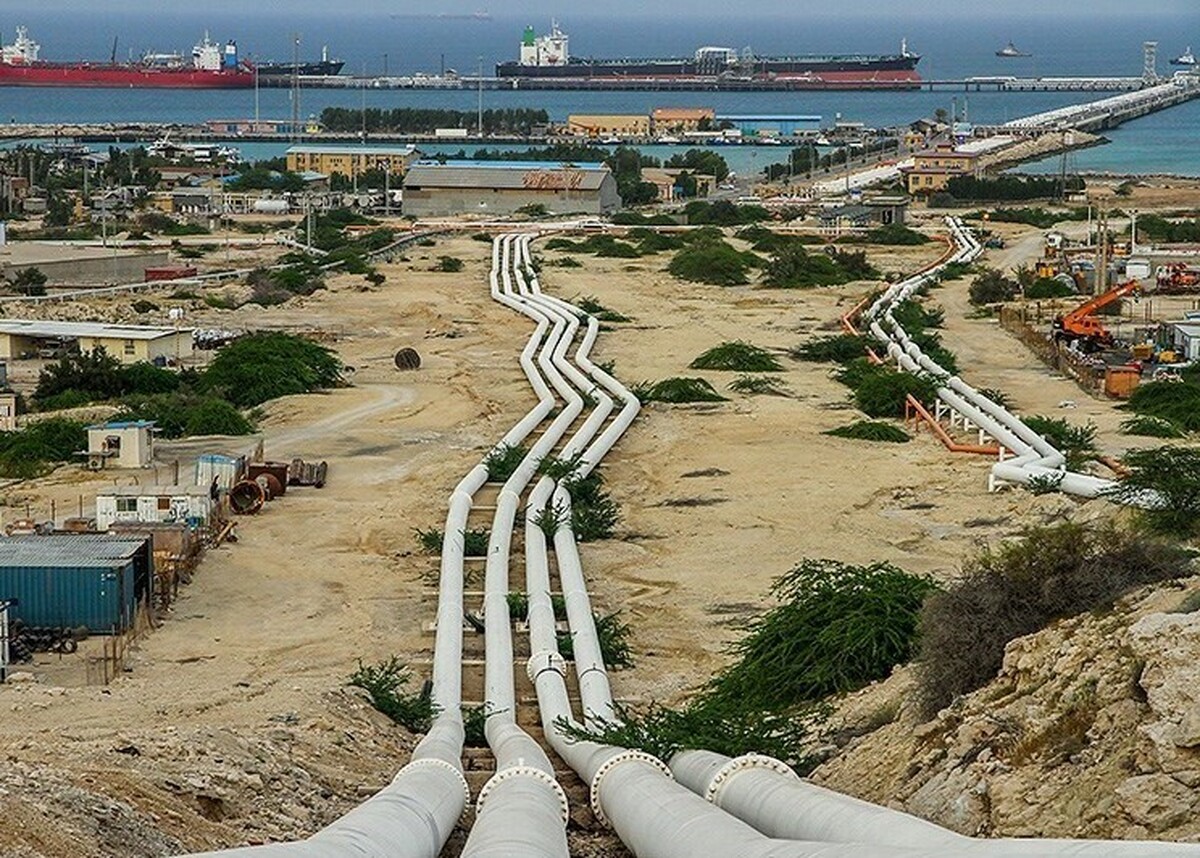 خارگ مرکز صادرات نفت کشور؛ وسعت میدان نفتی جزیره ۱۲۵ کیلومتر مربع