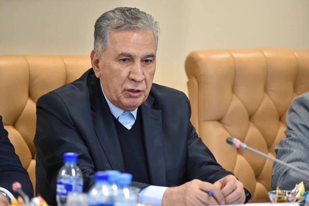 انتظار مردم از مسئولان حل مشکلات کشور است