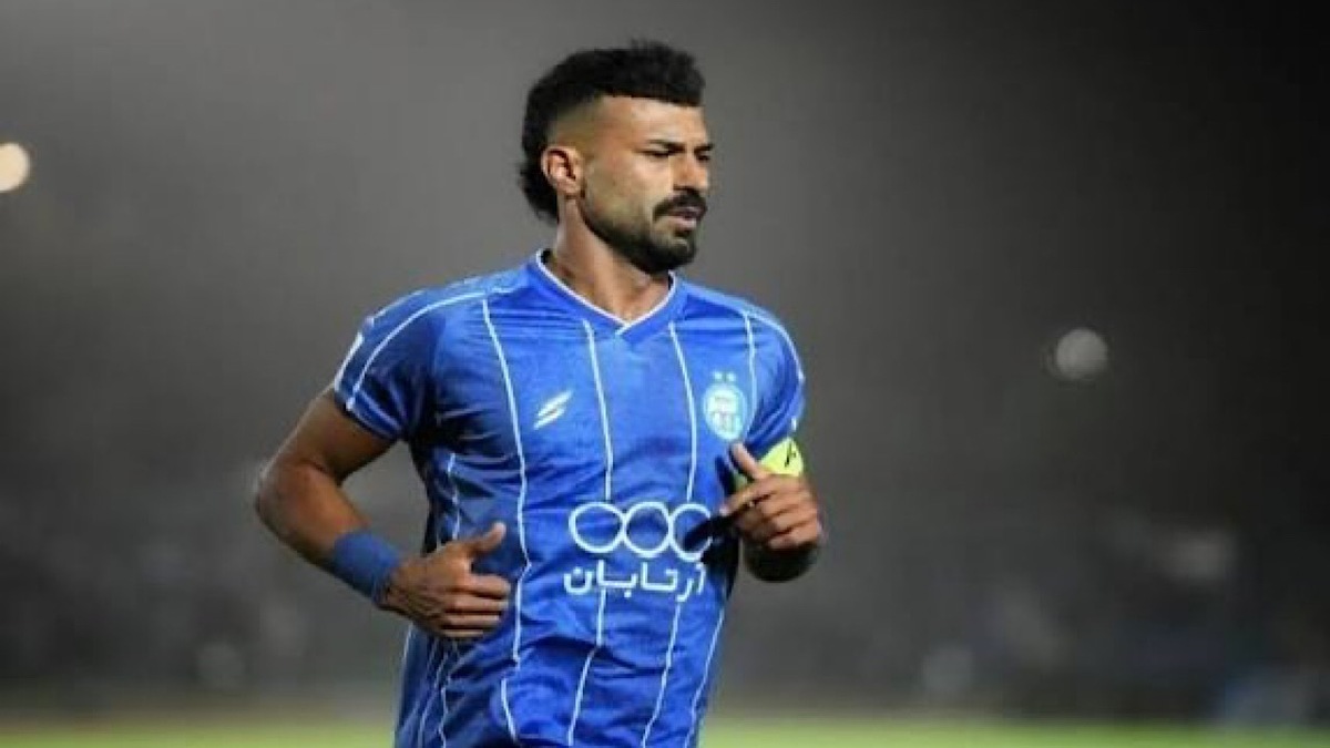 جدایی یک بازیکن از استقلال منتفی شد/ رامین همچنان در لیست مازاد