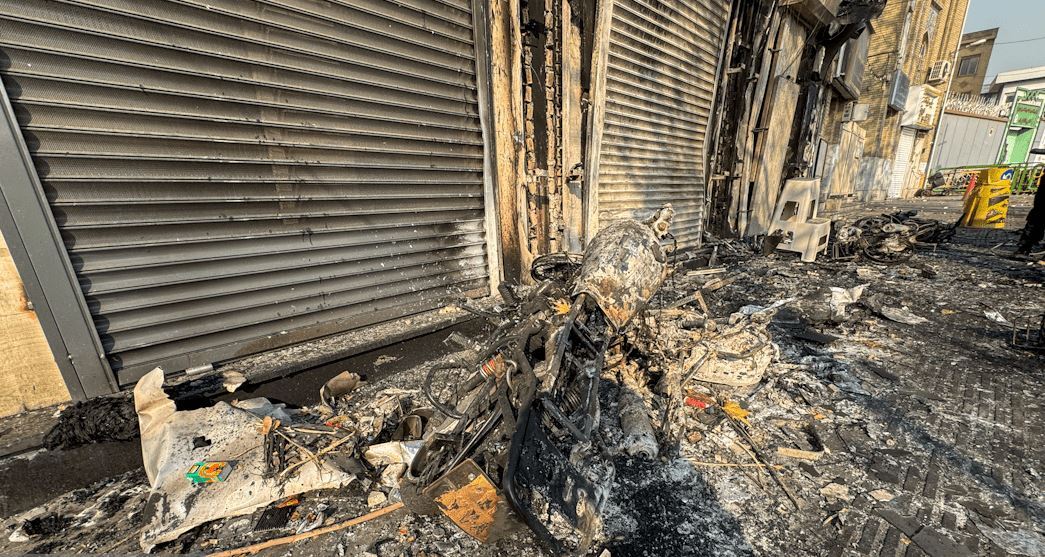 آتش&zwnj;زدن سفره مردم با اسم رمز اعتراضات معیشتی؛ چه کسی دنبال اختلال در تامین کالا اساسی&zwnj;ست؟