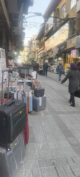 بازار لاله&zwnj;زار؛ فعالیت کامل اما رونق کمرنگ