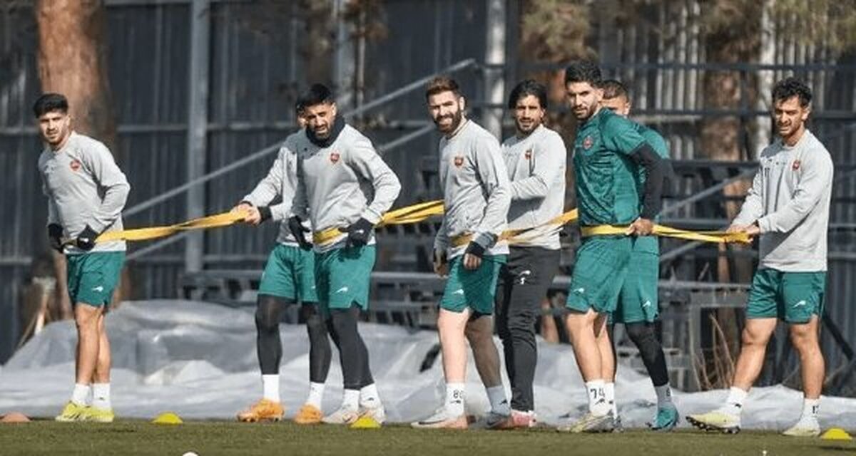 انتقال قرضی هافبک اخراجی پرسپولیس به مس!