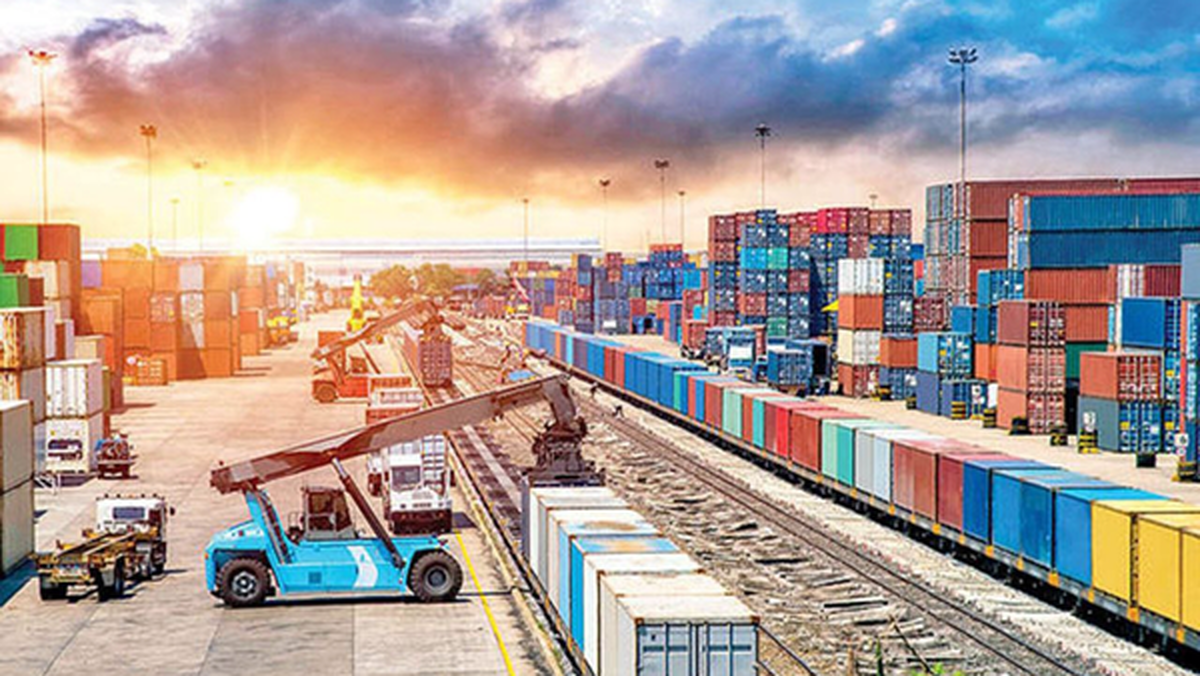 نرخ ارز گمرکی کالا‌های اساسی ۷۰ هزار تومان شد