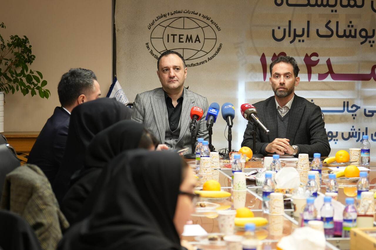 بیش از ۶۰ درصد بازار پوشاک کشور در اختیار کالای قاچاق است