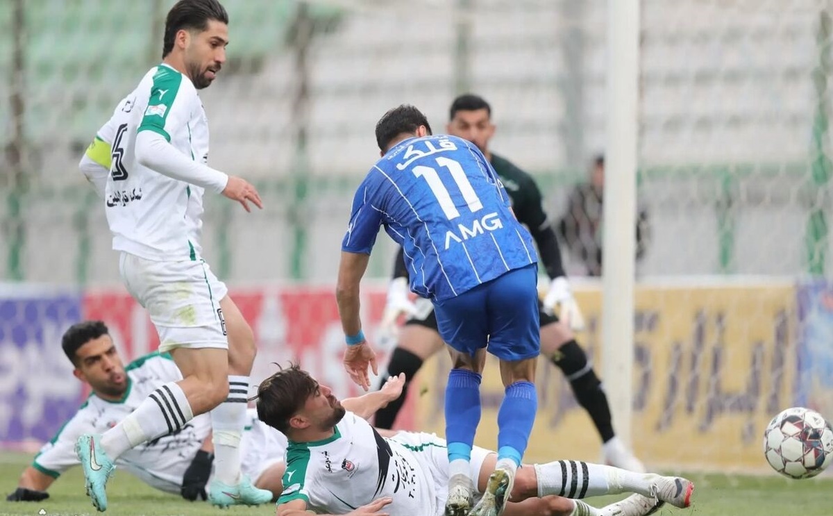 ذوب آهن ۰ - استقلال ۰/ آبی‌ها صدرنشینی را دوست ندارند