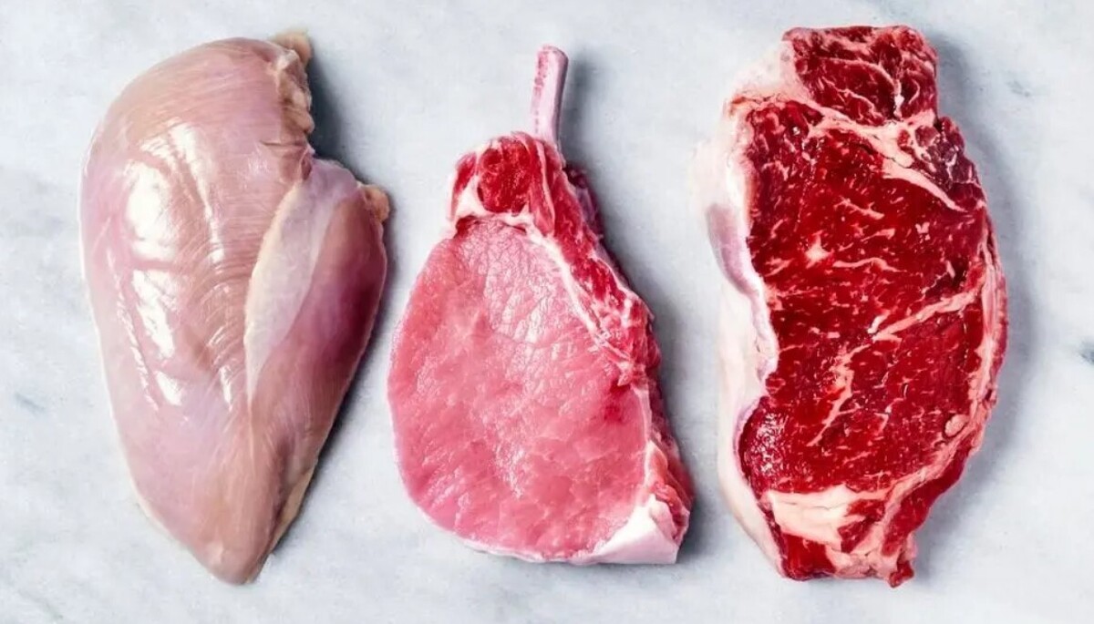 مشکلی در تامین و تولید مرغ شب عید نداریم/گوشت قرمز رتبه سوم خرید کالابرگ