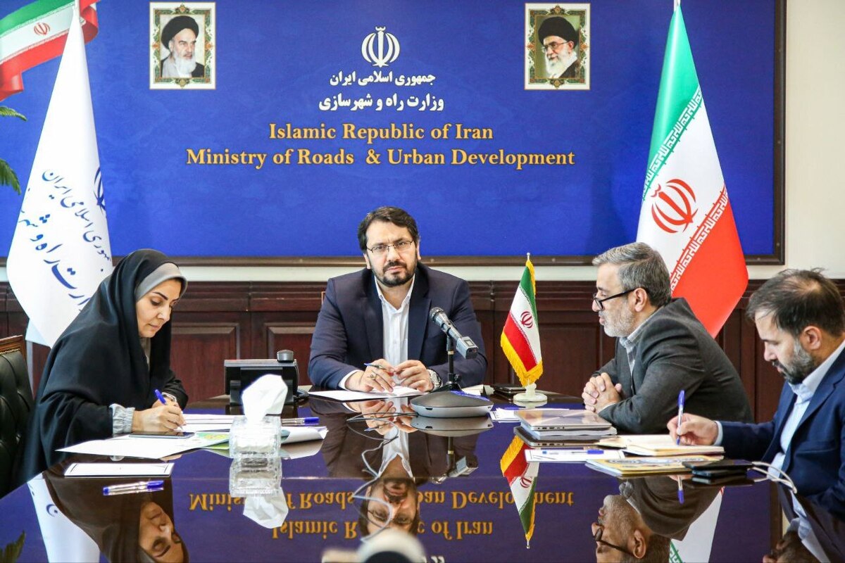 سامانه نهضت ملی مسکن در دولت قبل باز بود که امروز ۱۰۰ هزار واحدش را افتتاح کردید
