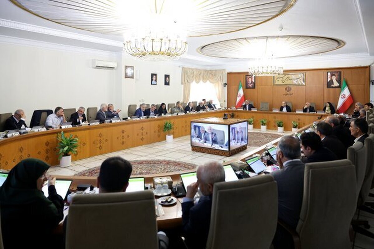 پزشکیان: در مذاکره جدی و بهدنبال توافق هستیم، اما کنارگذاشتن تاسیسات هستهای قابلقبول نیست