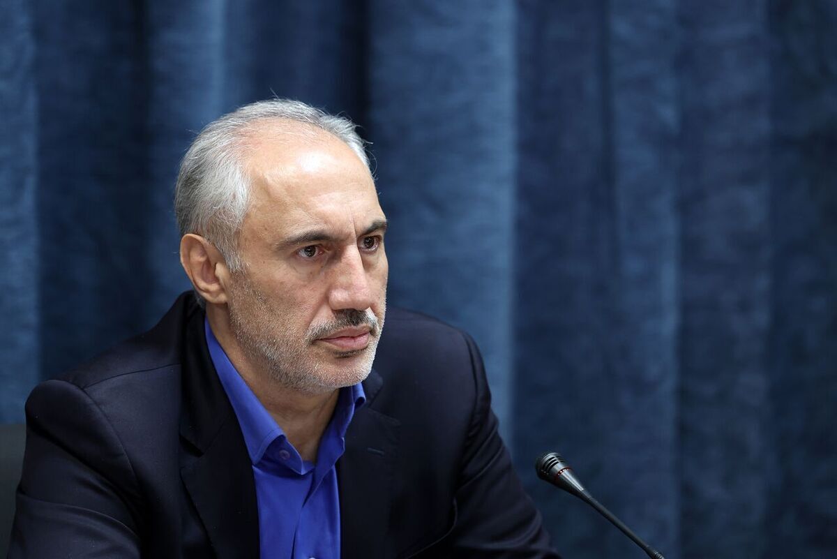 پورمحمدی: باید تمامی درآمدهای نفتی ابتدا به صندوق توسعه ملی واریز شود