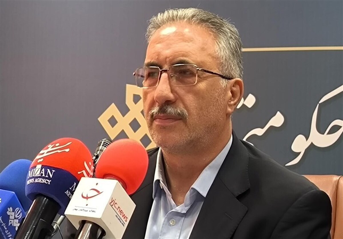 افزایش قیمت خودروهای ثبتنامی مصداق گرانفروشی است