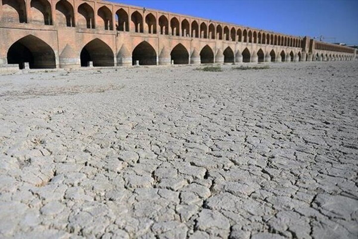 سیاهگذاریهایی که زاینده رود را به کما برد