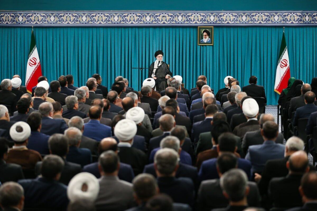 نمایندگان شأن و جایگاه بینظیر و وزین مجلس را حفظ کنند