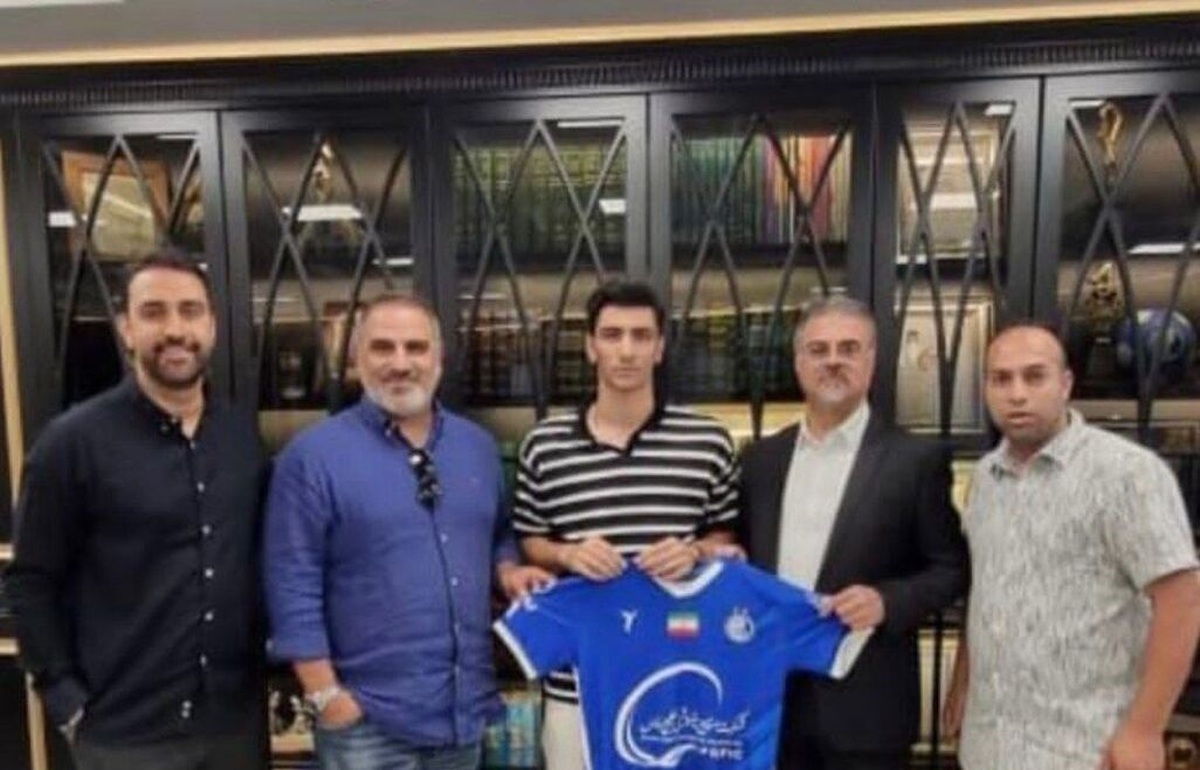 ایجنت جنجالی کنار خرید جدید استقلال!