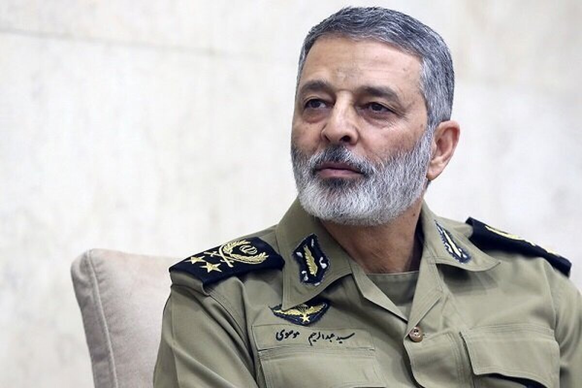 بازدید سرلشکر موسوی از یکی از سایتهای پدافندی تهران