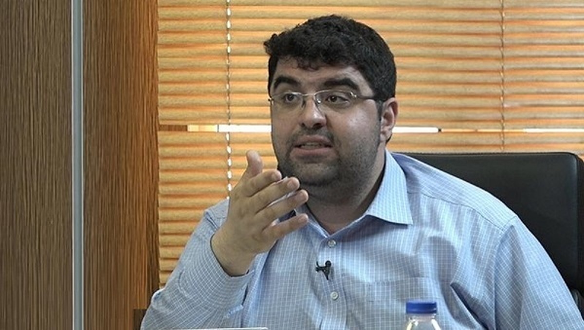 راديو را مدتها است خاموش كردهايد