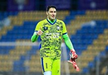 اخباری قصد جدایی از سپاهان ندارد
