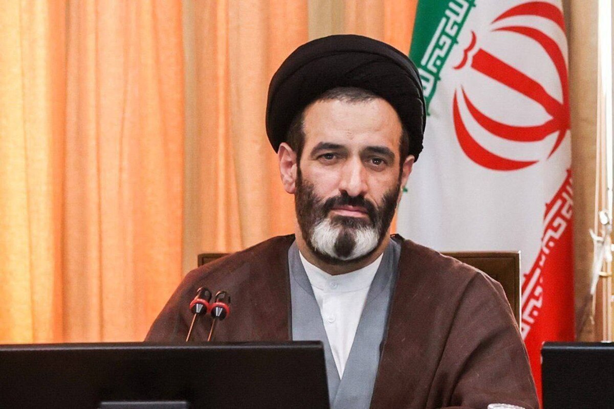 فرآیند واگذاری شرکتهای خودروسازی باید مطابق با برنامه هفتم طی شود