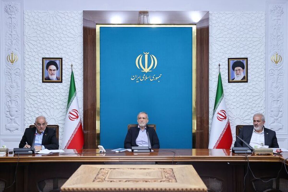 پزشکیان: پروژه‌های تولید برق به هیچ وجه معطل نماند