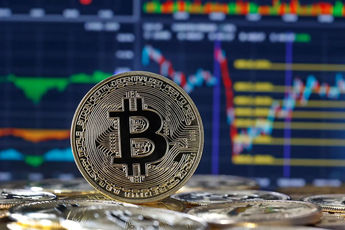 بیتکوین در اوج، نقدینگی جهانی بازار را هدایت میکند