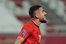 لوشکیا بهترین بازیکن دیدار تراکتور - شارجه شد