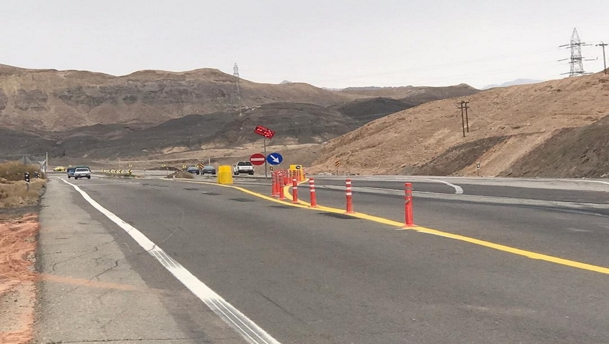 اجرای ۵۰۰ کیلومتر خط کشی گرم در محور پر تردد شرق استان تهران