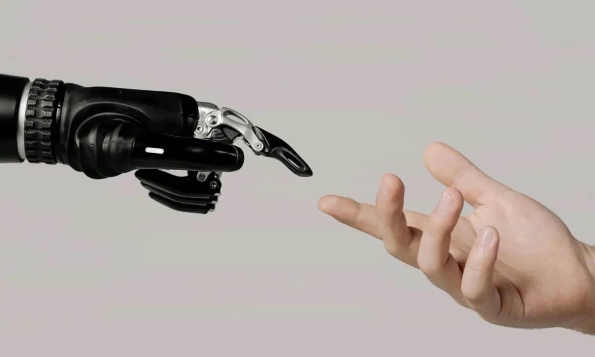 آغاز عصر ربات‌های انسان‌نما؛ فاکسکان و سامسونگ پیشتاز هستند