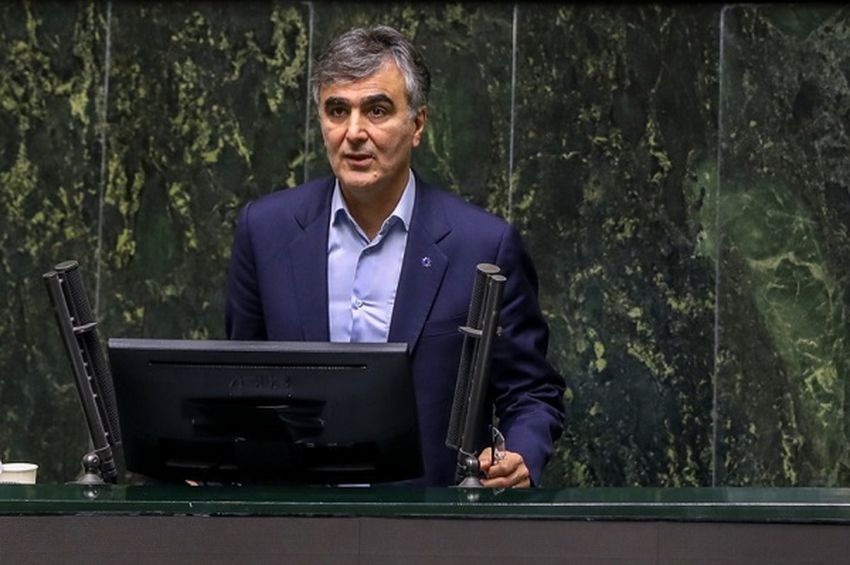 فرزین: کفایت سرمایه نظام بانکی در پایان برنامه به ۸ درصد می رسد