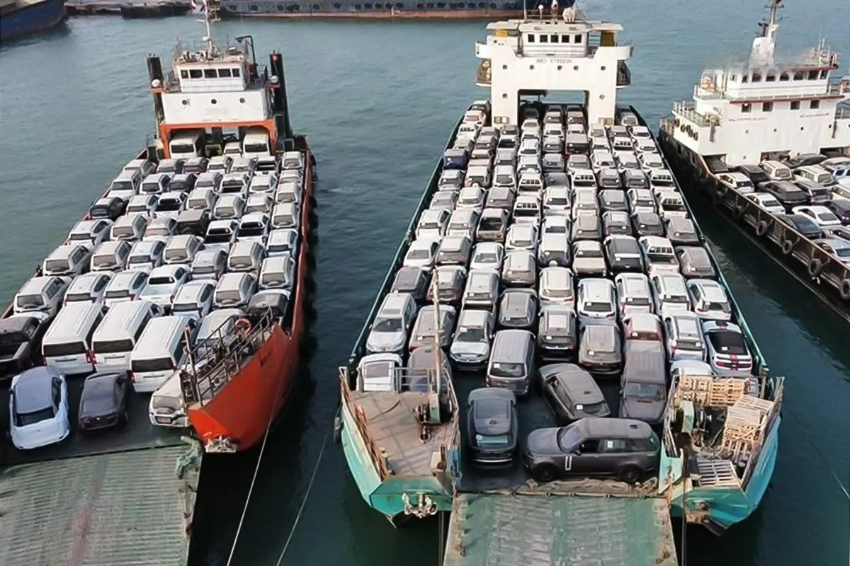 رشد ۲۳ درصدی ترخیص خودرو از گمرک در سال جاری