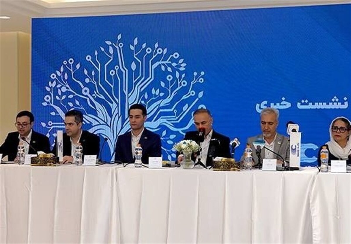 مدیران صنعتی بر ضرورت اصلاح سیاست‌های خودرو تأکید کردند