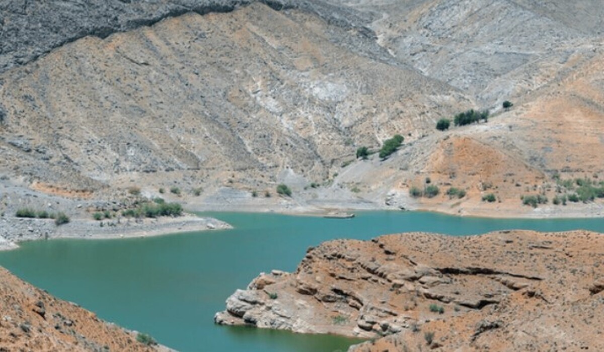 مردم بیشتر آب مصرف می‌کنند یا کشاورزان