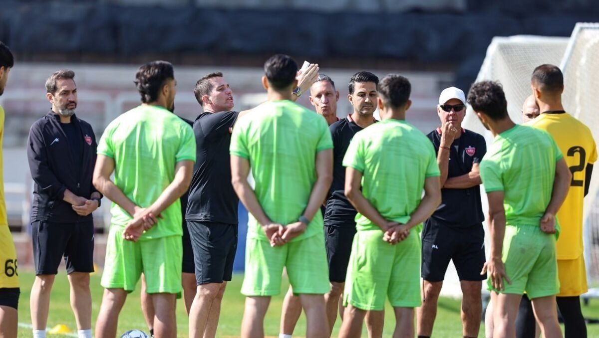 اوسمار دوباره تمرین را تعطیل کرد؛ ۲ پرسپولیسی حق استراحت ندارند