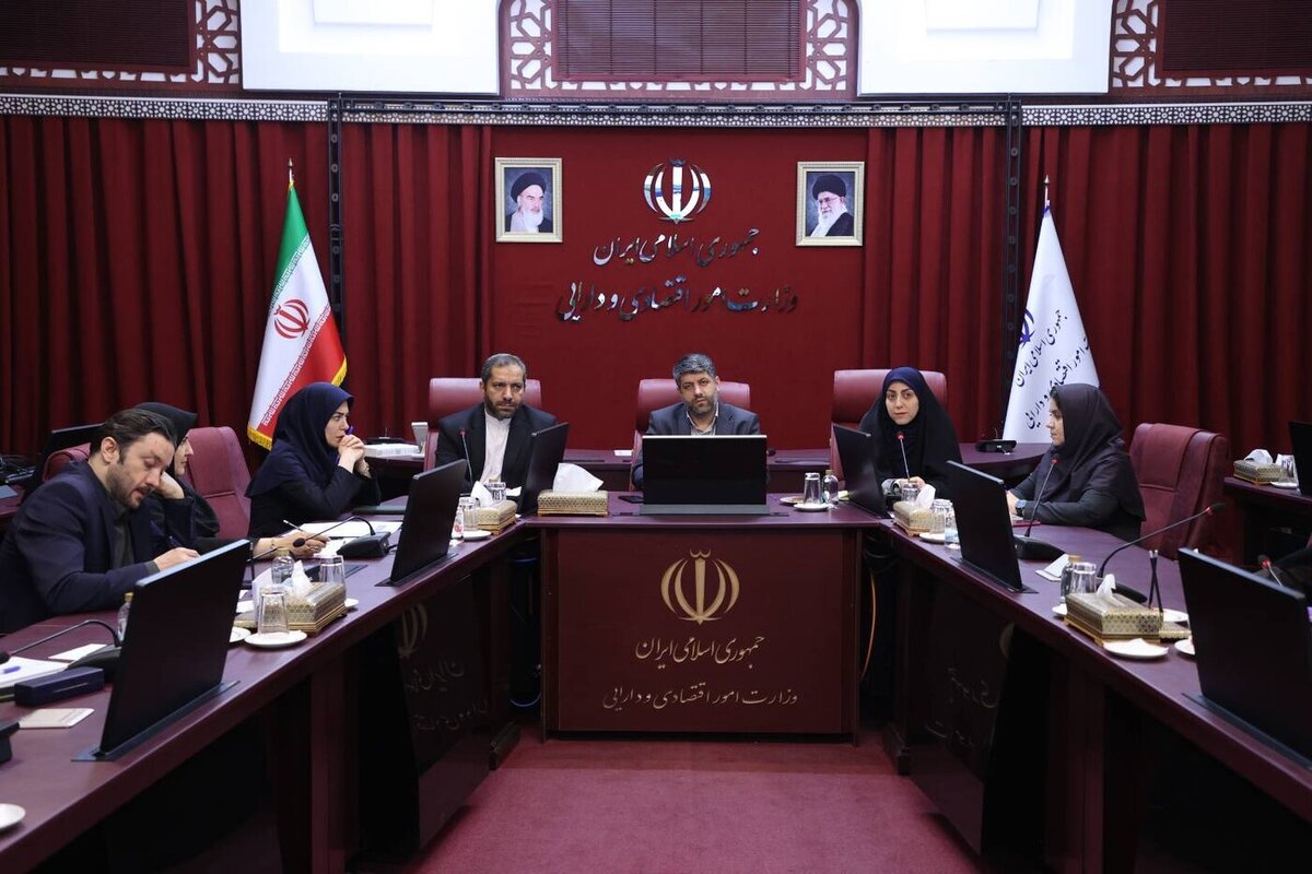 حمایت ویژه از زنجیره‌های پیشران و طرح‌های توسعه دریامحور در تسهیلات جدید