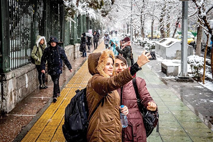 برخلاف تصور عمومی، نسل زِد توان کار جمعی دارد
