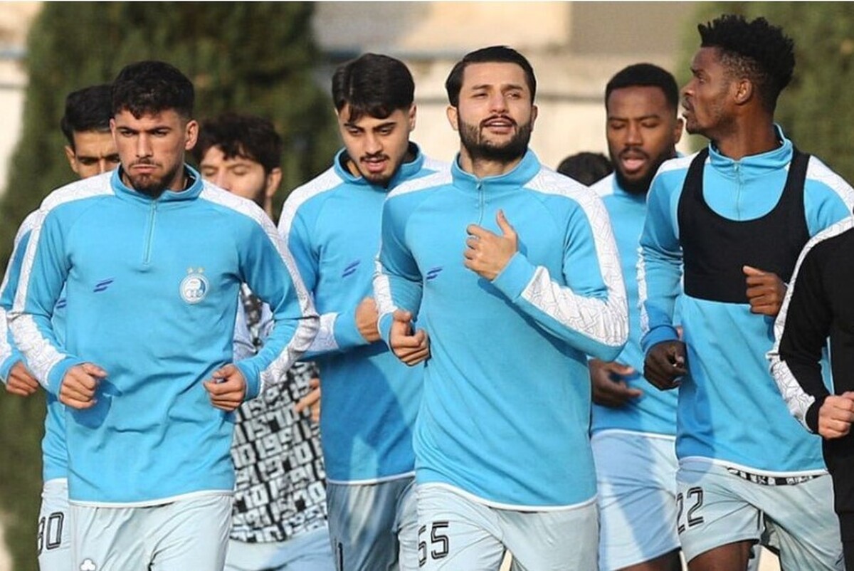 استقلال رسماً تقویت شد