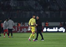 چرا مربی پرسپولیس دنبال پیراهن استقلال بود؟!