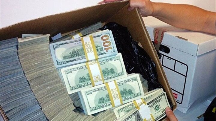 قوت‌بخشی به بازار ۲۰ میلیارد دلاری ارز آزاد؛ تاوان نبود تعادل در عرضه و تقاضا