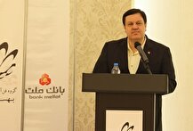 محصولات جدید بانك ملت بر پایه فناوری های نوین و متكی بر دانش نخبگان كشور است