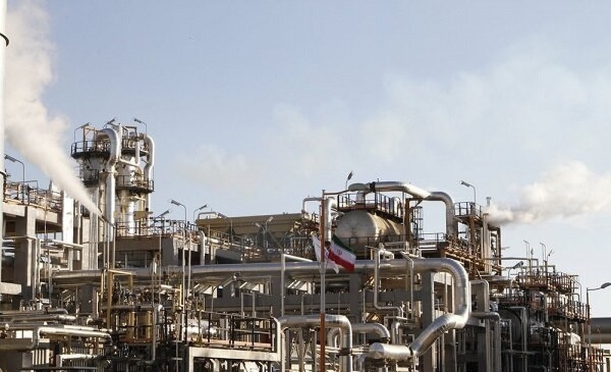 کدام پتروشیمی‌ها درآمد دلاری خود را در شهریورماه ۱۴۰۴ بالا بردند؟ +اینفوگرافیک