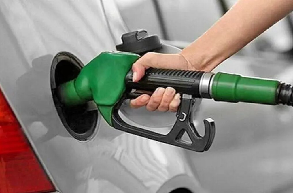 سه نرخی شدن بنزین