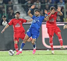 بلیت‌فروشی متوقف شد؛ تعویق بازی استقلال – فولاد؟