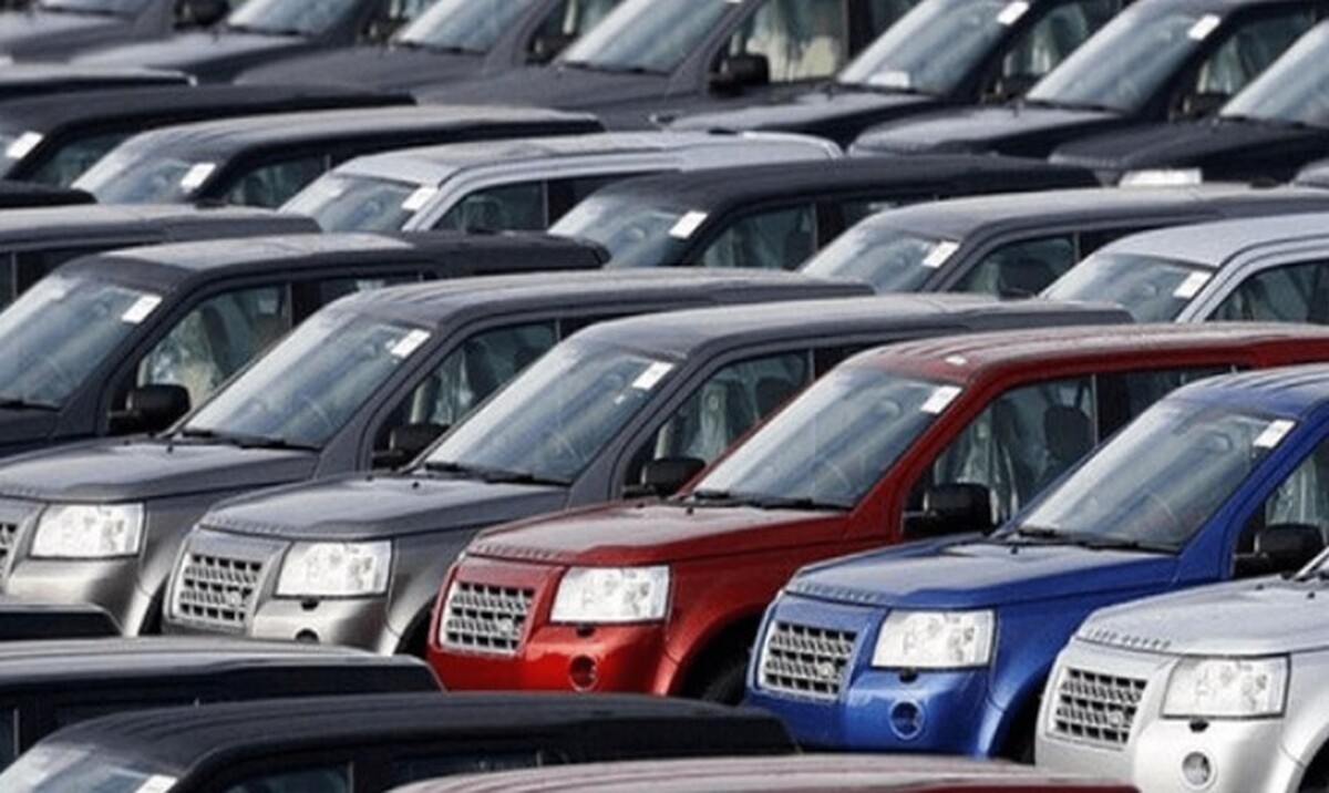 ترخیص ۳۱ هزار خودروی وارداتی از گمرکات در نیمه نخست امسال