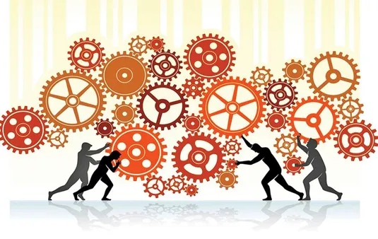 مردمی&zwnj;سازی اقتصاد در رویکردهای حکمرانی