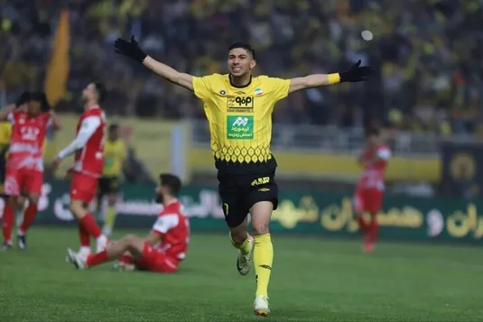 زخم کاری بمب سپاهانی&zwnj;ها به پرسپولیس