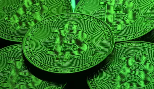 فاصله بیت&zwnj;کوین تا شکستن رکورد جدید کم شد