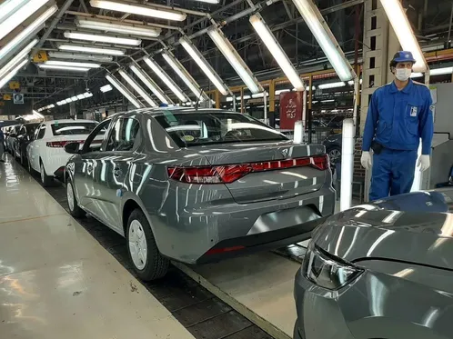 قیمت محصولات ایران خودرو امروز پنجشنبه ۱۰ اردیبهشت