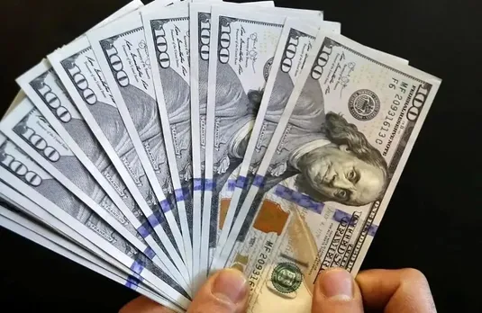 واکنش سریع بازار به گفتمان ارزی مسوولان/راهبرد رسانه&zwnj;ای دولت در ارز چیست